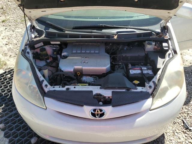 Photo 12 from auction – 2010 TOYOTA SIENNA XLE with VIN 5TDYK4CC8AS320899