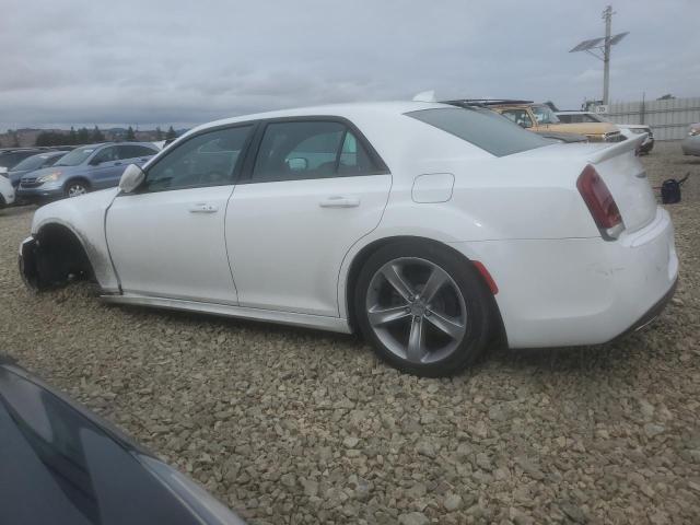 Photo 2 from auction – 2020 CHRYSLER 300 S with VIN 2C3CCABG8LH164427