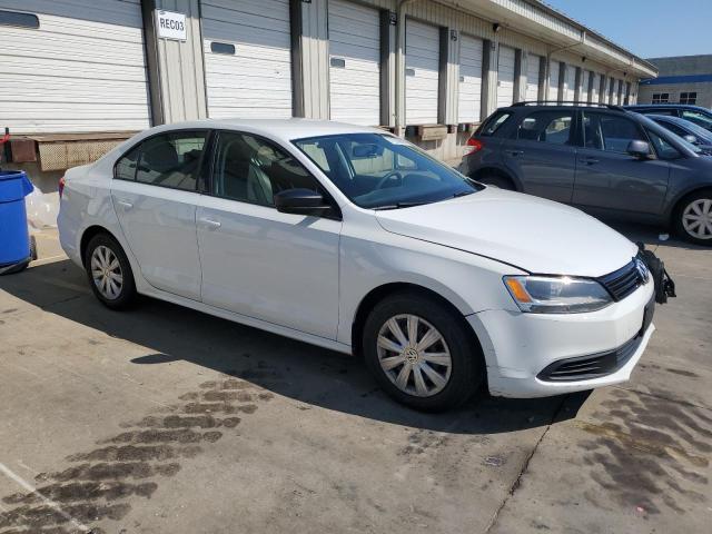 Photo 4 from auction – 2014 VOLKSWAGEN JETTA BASE with VIN 3VW2K7AJ4EM413849