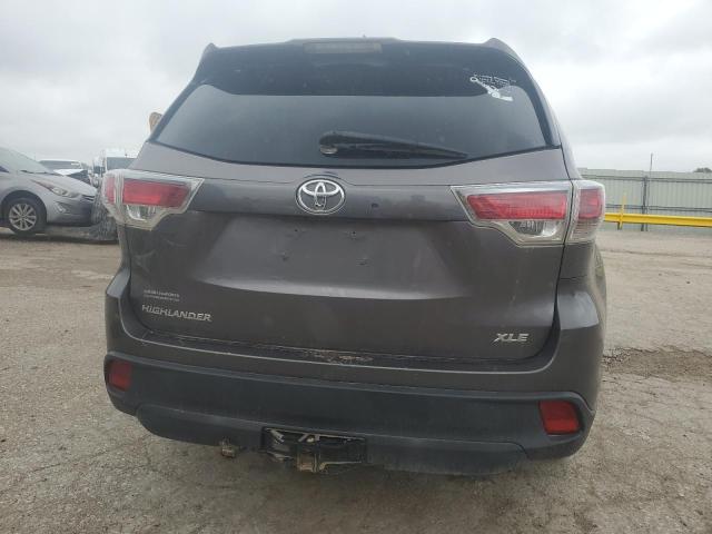 Photo 6 from auction – 2015 TOYOTA HIGHLANDER XLE with VIN 5TDKKRFH7FS104219
