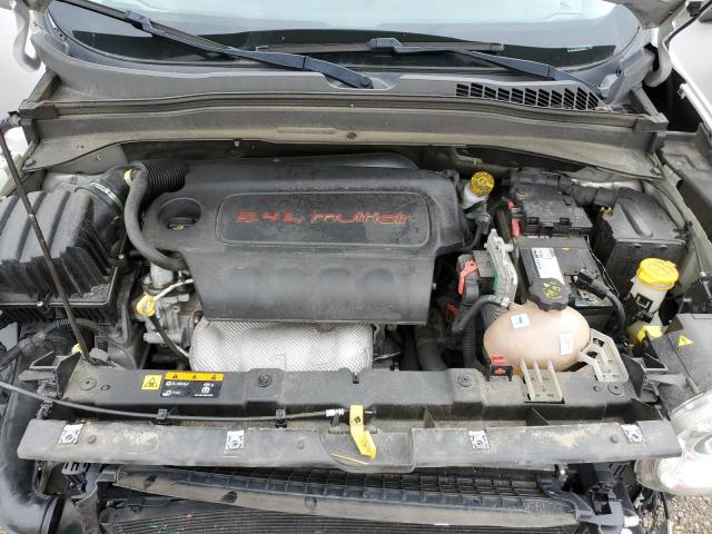 Photo 12 from auction – 2017 JEEP RENEGADE T with VIN ZACCJBCB5HPG38544