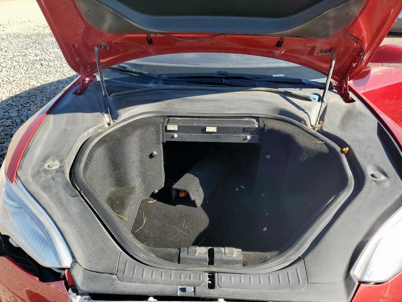 Photo 11 from auction – 2014 TESLA MODEL S with VIN 5YJSA1S12EFP44225