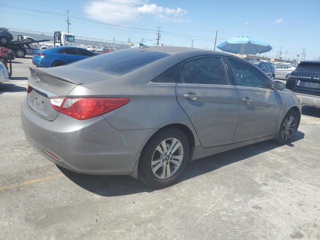 Photo 3 from auction – 2013 HYUNDAI SONATA GLS with VIN 5NPEB4AC3DH637733