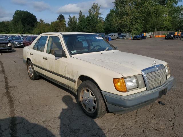 Photo 4 from auction – 1987 MERCEDES-BENZ 260 E with VIN WDBEA26D0HA493658