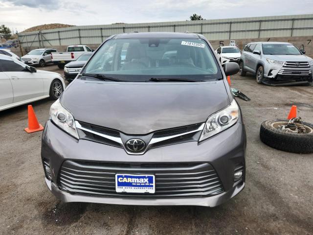 Photo 5 from auction – 2019 TOYOTA SIENNA XLE with VIN 5TDYZ3DC1KS972771