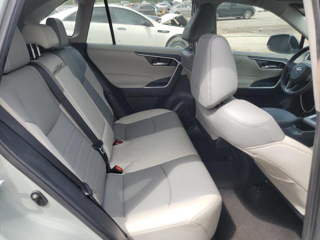 Photo 11 from auction – 2023 TOYOTA RAV 4 with VIN 2T3A1RFV7PW404427