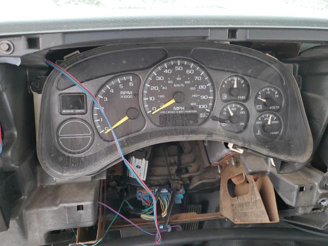 Photo 9 from auction – 2001 CHEVROLET SILVERADO K1500 with VIN 2GCEK19V811109705