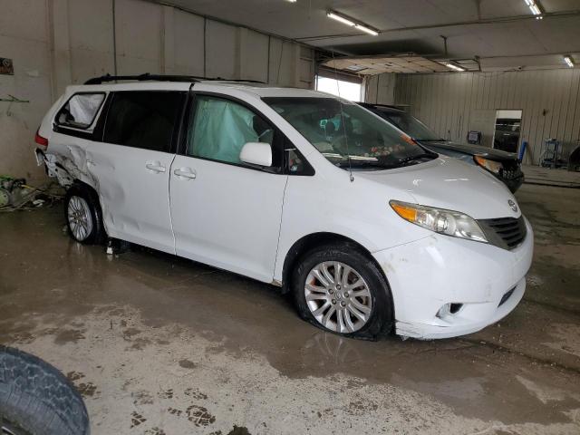 Photo 4 from auction – 2012 TOYOTA SIENNA XLE with VIN 5TDYK3DC8CS271070