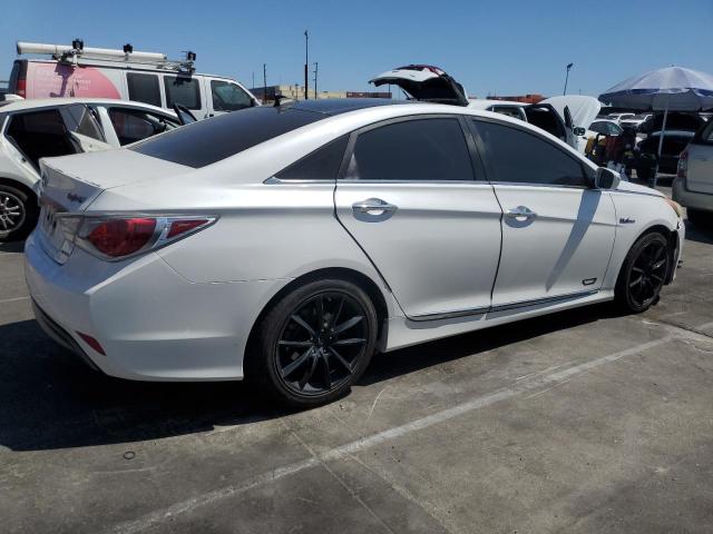 Photo 3 from auction – 2013 HYUNDAI SONATA HYB with VIN KMHEC4A42DA064641