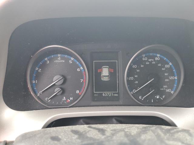 Photo 9 from auction – 2017 TOYOTA RAV4 LE with VIN 2T3BFREV5HW567361