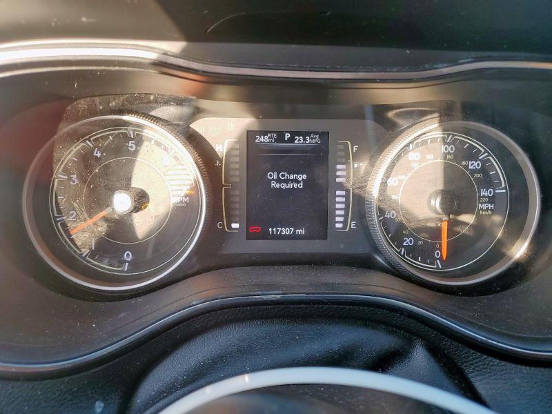 Photo 9 from auction – 2019 JEEP CHEROKEE L with VIN 1C4PJLCBXKD297946