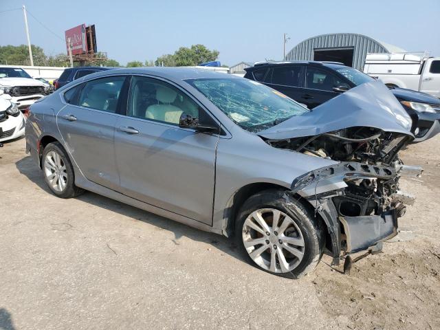 Photo 4 from auction – 2016 CHRYSLER 200 LIMITED with VIN 1C3CCCAB2GN136153