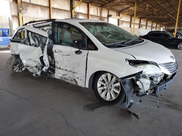 Photo 4 from auction – 2011 TOYOTA SIENNA XLE with VIN 5TDYK3DCXBS110735