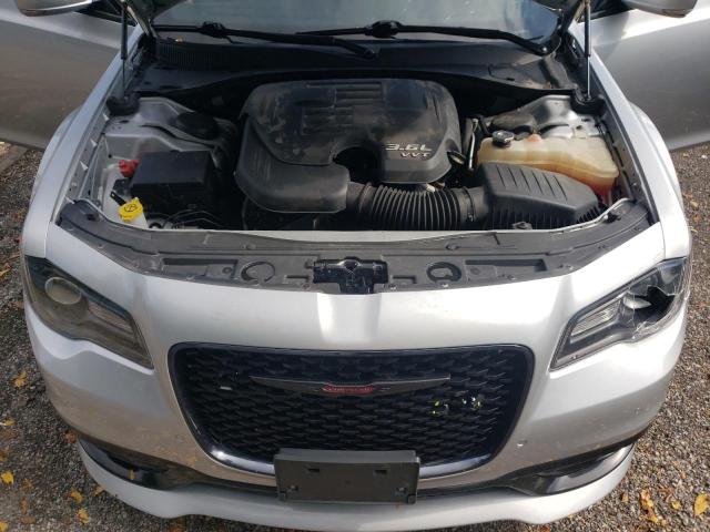 Photo 11 from auction – 2022 CHRYSLER 300 S with VIN 2C3CCABG3NH130947