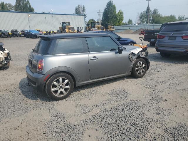 Photo 3 from auction – 2010 MINI COOPER S with VIN WMWMF7C50ATZ73506