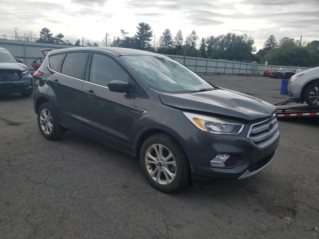 Photo 4 from auction – 2019 FORD ESCAPE SE with VIN 1FMCU9GD3KUA86880