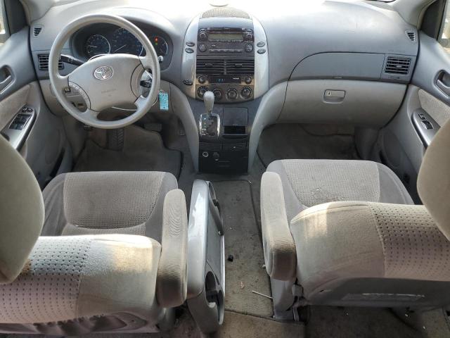 Photo 8 from auction – 2010 TOYOTA SIENNA CE with VIN 5TDKK4CC4AS323725