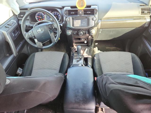 Photo 8 from auction – 2019 TOYOTA 4RUNNER SR with VIN JTEZU5JR0K5202795
