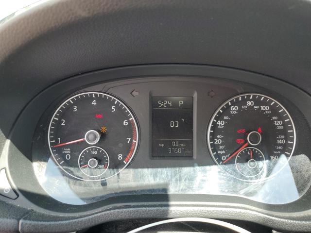 Photo 9 from auction – 2014 VOLKSWAGEN PASSAT S with VIN 1VWAS7A35EC024006