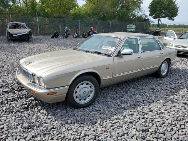 Foto 1 de la subasta – 2000 JAGUAR VANDENPLAS con VIN SAJDA24C6YLF03335