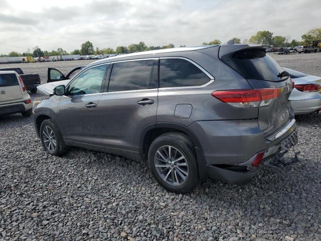 Photo 2 from auction – 2018 TOYOTA HIGHLANDER with VIN 5TDJZRFHXJS544368