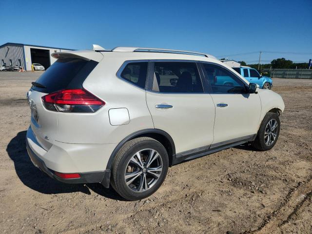 Photo 3 from auction – 2017 NISSAN ROGUE S with VIN 5N1AT2MT9HC837136