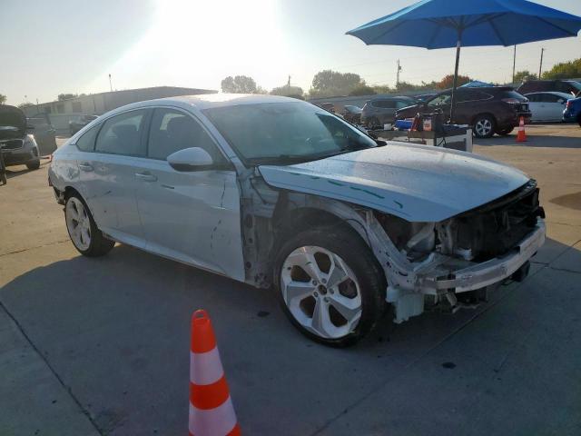 Photo 4 from auction – 2018 HONDA ACCORD TOU with VIN 1HGCV1F98JA021069