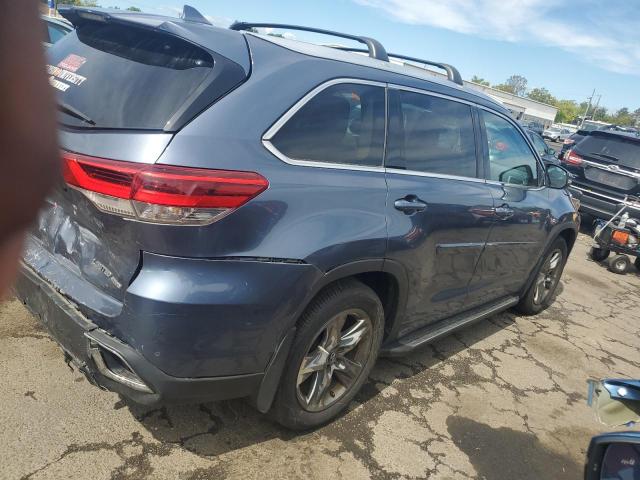 Photo 3 from auction – 2018 TOYOTA HIGHLANDER LIMITED with VIN 5TDDZRFH2JS877371