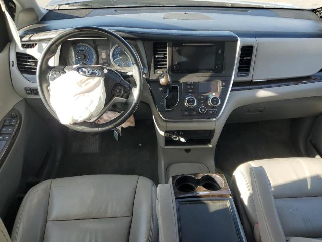 Photo 8 from auction – 2017 TOYOTA SIENNA XLE with VIN 5TDYZ3DC1HS775074