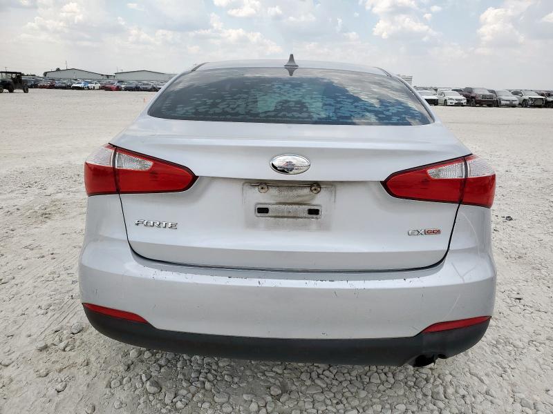 Photo 6 from auction – 2015 KIA FORTE EX with VIN KNAFX4A88F5331287