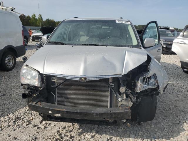 Photo 5 from auction – 2010 CHRYSLER TOWN & COU with VIN 2A4RR5D17AR298951