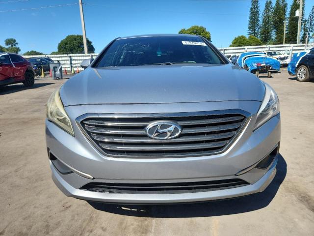Photo 5 from auction – 2017 HYUNDAI SONATA SE with VIN 5NPE24AF0HH577443