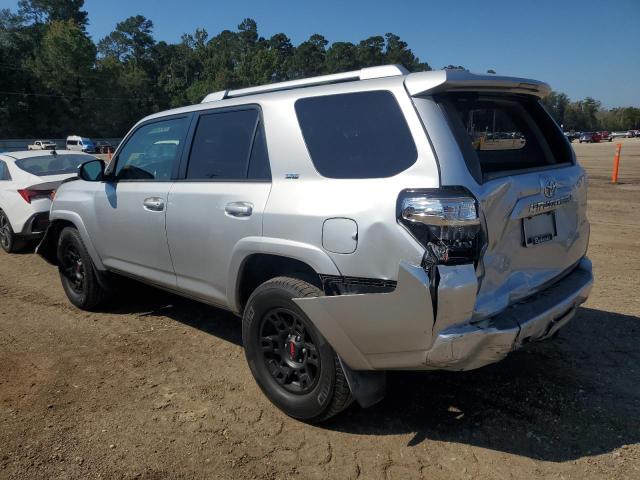 Photo 2 from auction – 2016 TOYOTA 4RUNNER SR5 with VIN JTEZU5JR9G5135976