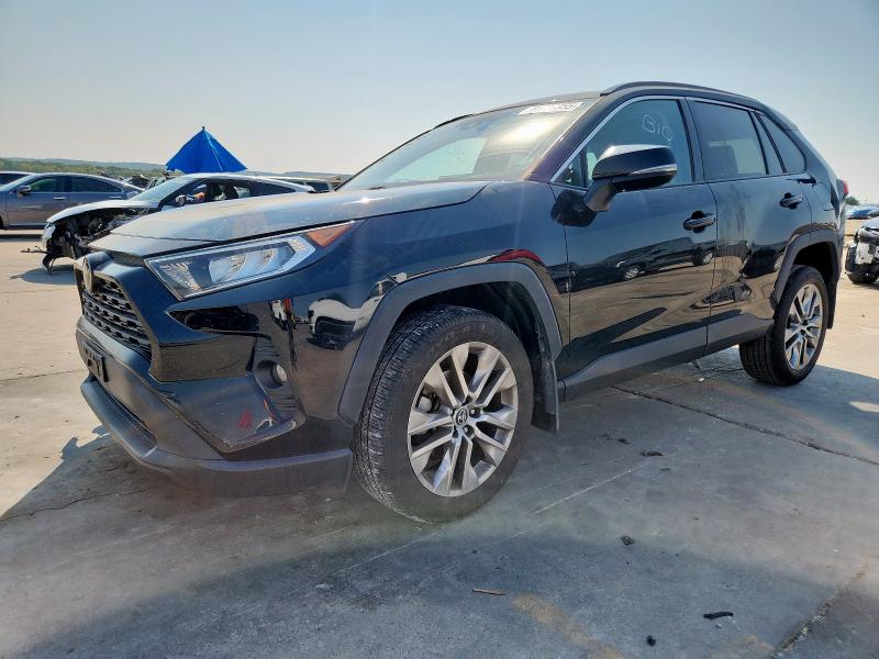 TOYOTA RAV4 XLE P 2019 with VIN 2T3A1RFVXKC049540 - Photo from auction