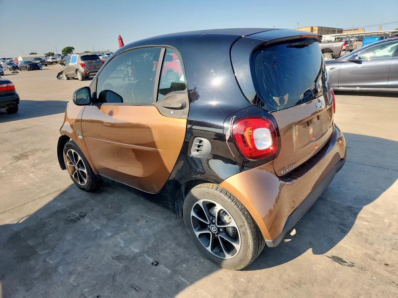 Photo 2 from auction – 2016 SMART FORTWO with VIN WMEFJ5DA3GK048048