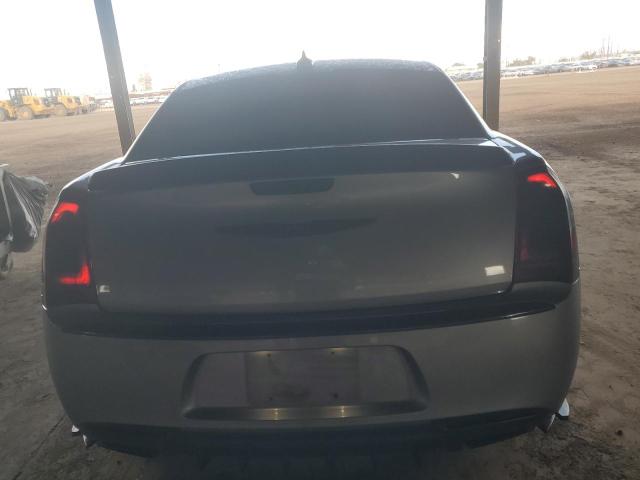Photo 6 from auction – 2016 CHRYSLER 300 LIMITE with VIN 2C3CCAAG5GH211923