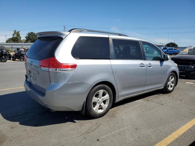 Photo 3 from auction – 2012 TOYOTA SIENNA LE with VIN 5TDKK3DC1CS177067