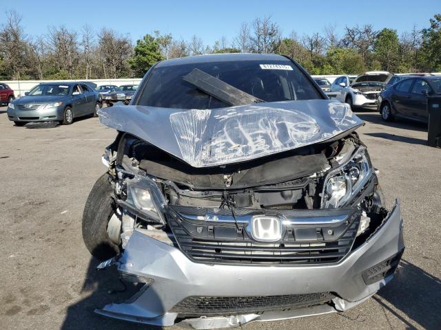 Photo 5 from auction – 2019 HONDA ODYSSEY with VIN 5FNRL6H76KB027503