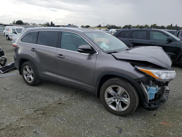 Photo 4 from auction – 2016 TOYOTA HIGHLANDER with VIN 5TDDKRFH4GS348825