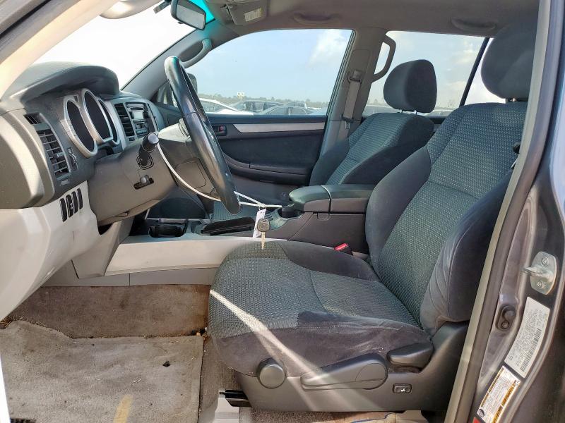 Photo 7 from auction – 2005 TOYOTA 4RUNNER SR with VIN JTEBU14R950073866