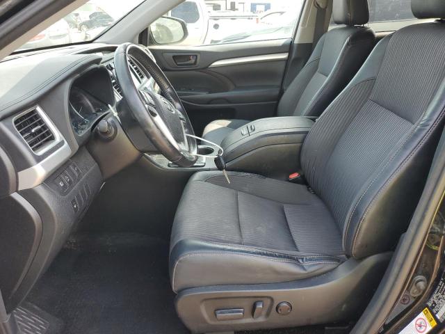 Photo 7 from auction – 2017 TOYOTA HIGHLANDER LE with VIN 5TDBZRFH3HS428590