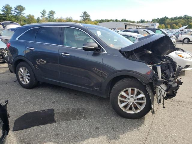 Photo 4 from auction – 2017 KIA SORENTO LX with VIN 5XYPGDA34HG286760