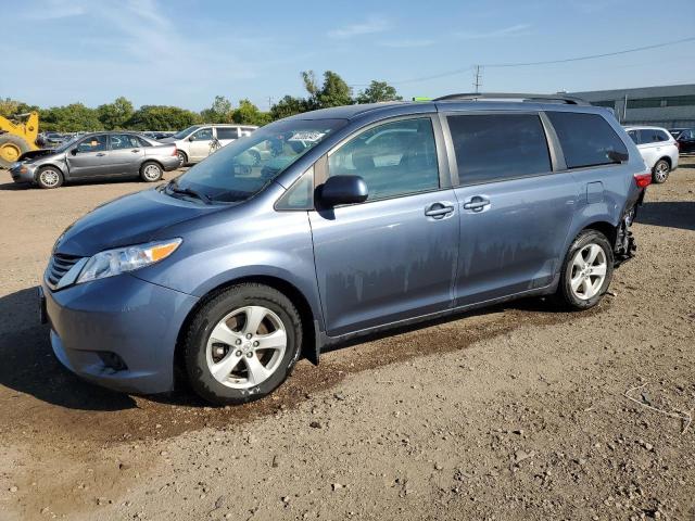 TOYOTA SIENNA LE 2015 with VIN 5TDKK3DC7FS545269 - Photo from auction