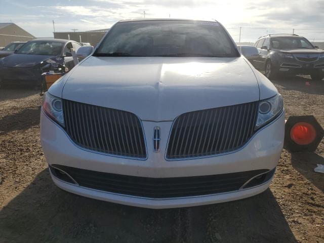 Photo 5 from auction – 2015 LINCOLN MKT with VIN 2LMHJ5AT3FBL04386