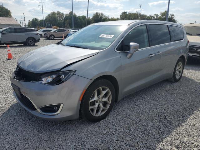 CHRYSLER PACIFICA T 2018 with VIN 2C4RC1FG7JR125884 - Photo from auction