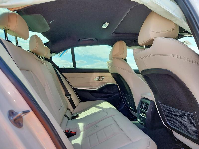 Photo 10 from auction – 2021 BMW 330XI with VIN 3MW5R7J08M8B90416
