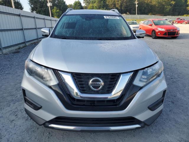 Photo 5 from auction – 2019 NISSAN ROGUE S with VIN 5N1AT2MT1KC820645