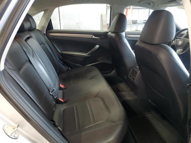 Photo 10 from auction – 2015 VOLKSWAGEN PASSAT SE with VIN 1VWBV7A31FC067772