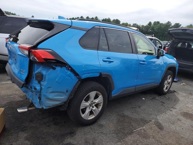 Photo 3 from auction – 2019 TOYOTA RAV4 XLE with VIN JTMP1RFVXKD015877