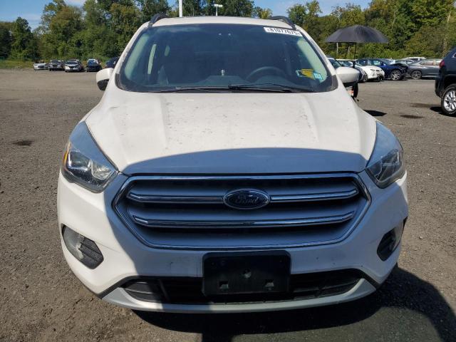 Photo 5 from auction – 2017 FORD ESCAPE SE with VIN 1FMCU9GD3HUB13522